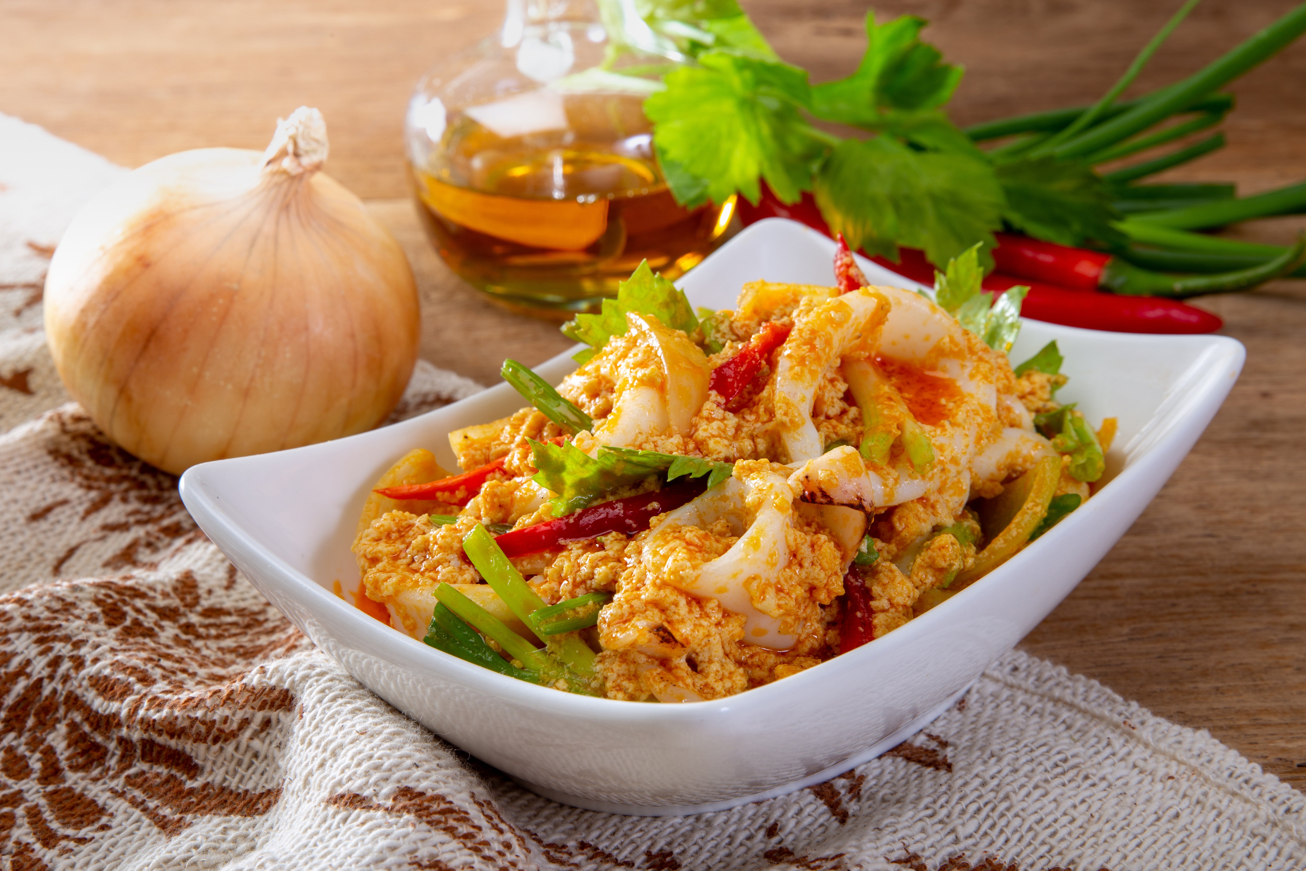 Squid In Mild Curry Sauce